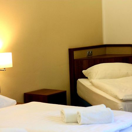 Hotel Tennis Club Prostejov Luaran gambar