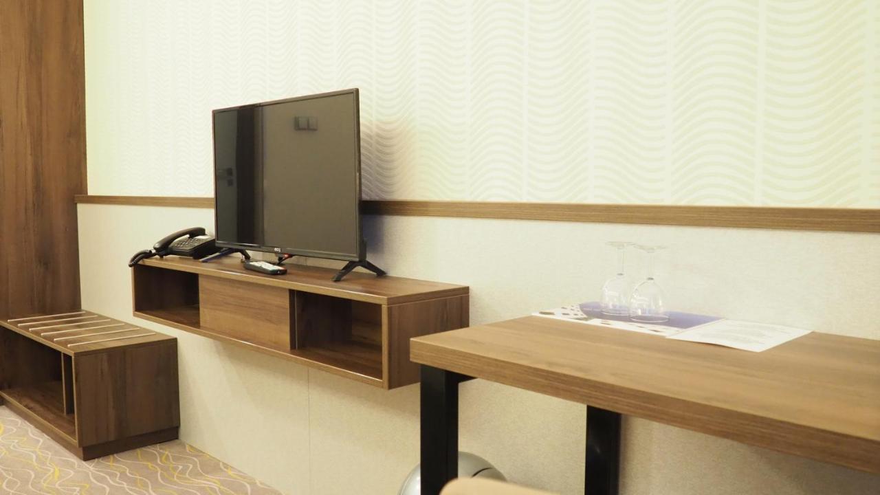 Hotel Tennis Club Prostejov Luaran gambar