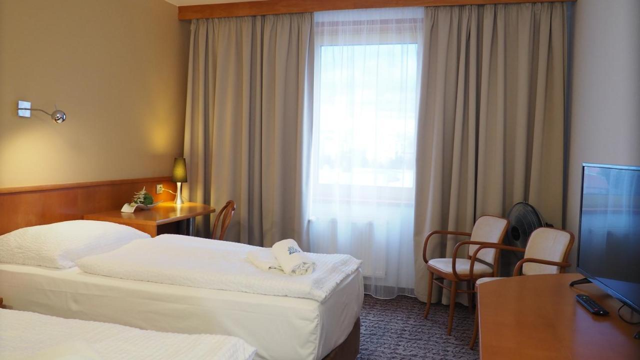 Hotel Tennis Club Prostejov Luaran gambar