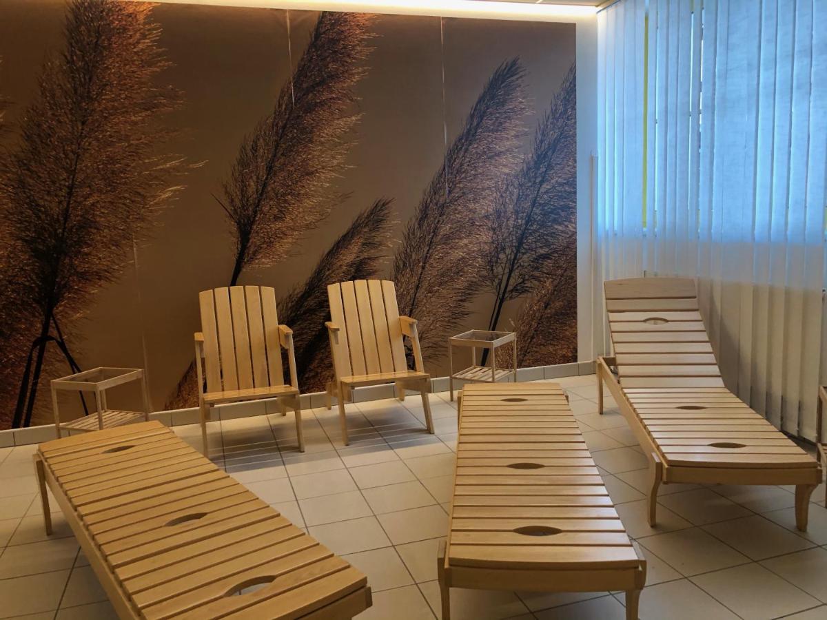Hotel Tennis Club Prostejov Luaran gambar