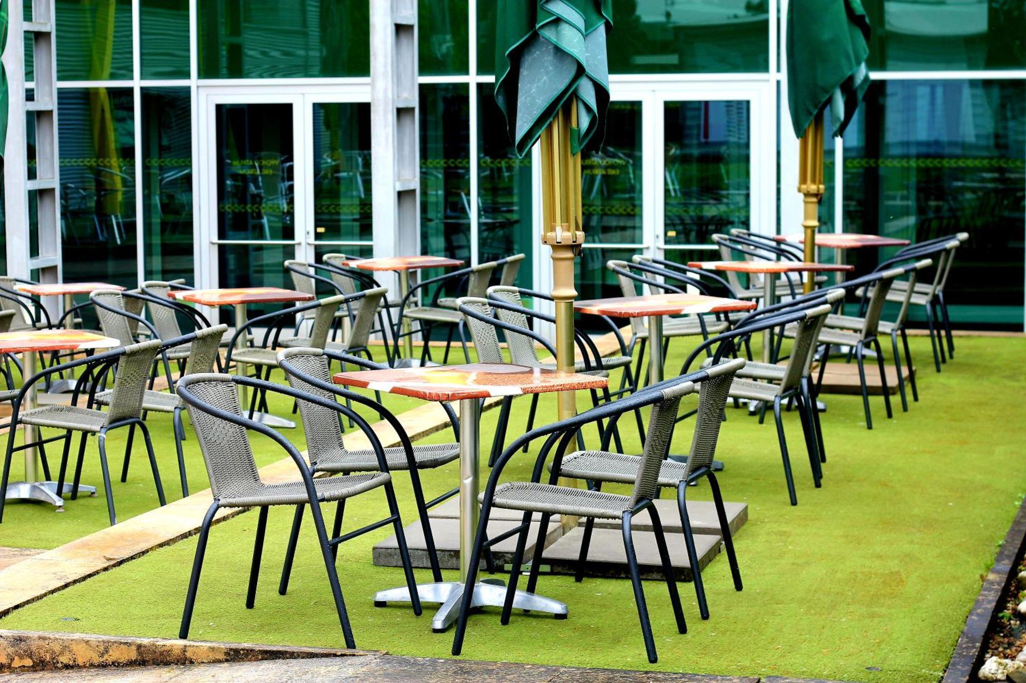 Hotel Tennis Club Prostejov Luaran gambar