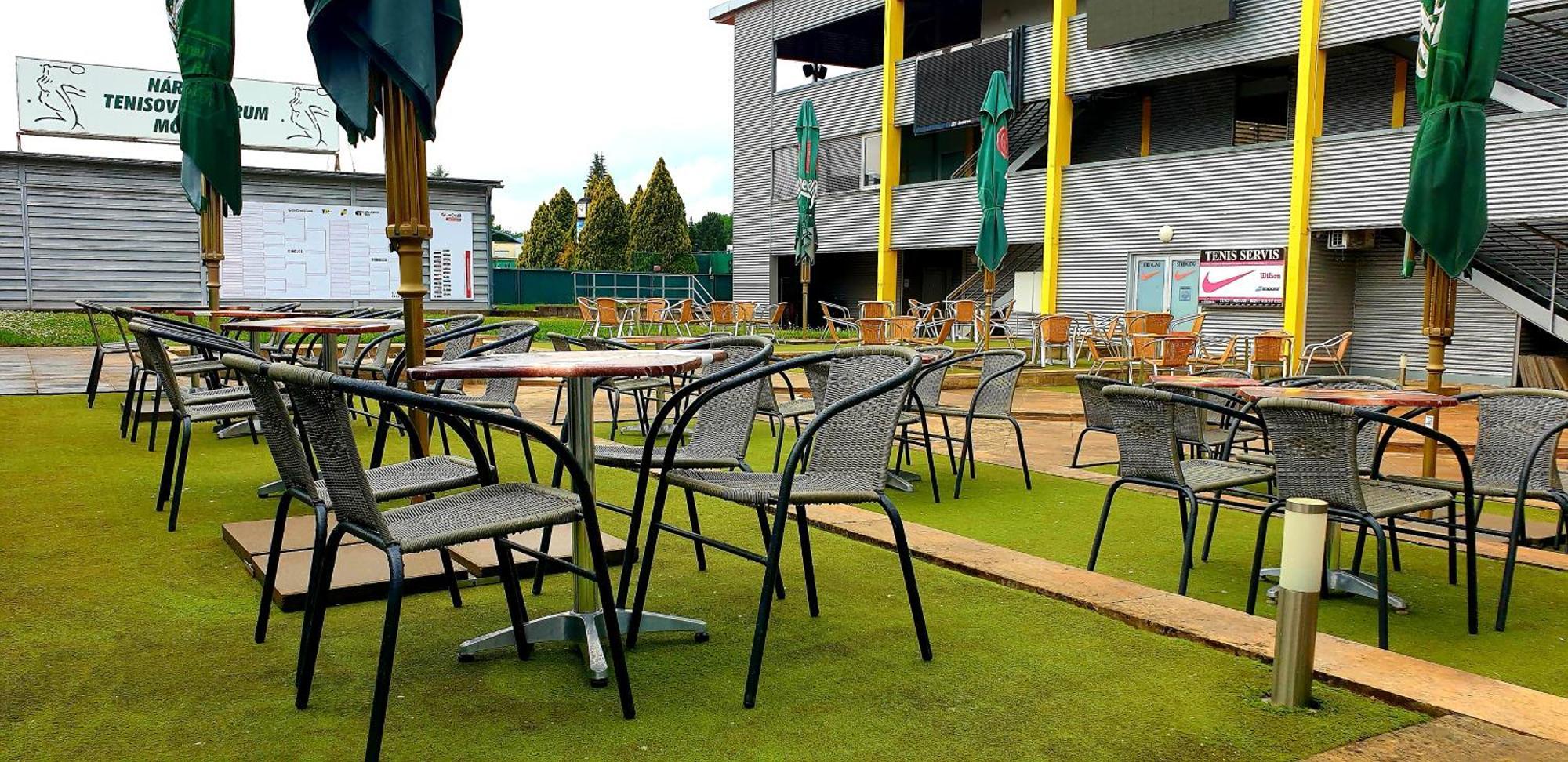 Hotel Tennis Club Prostejov Luaran gambar