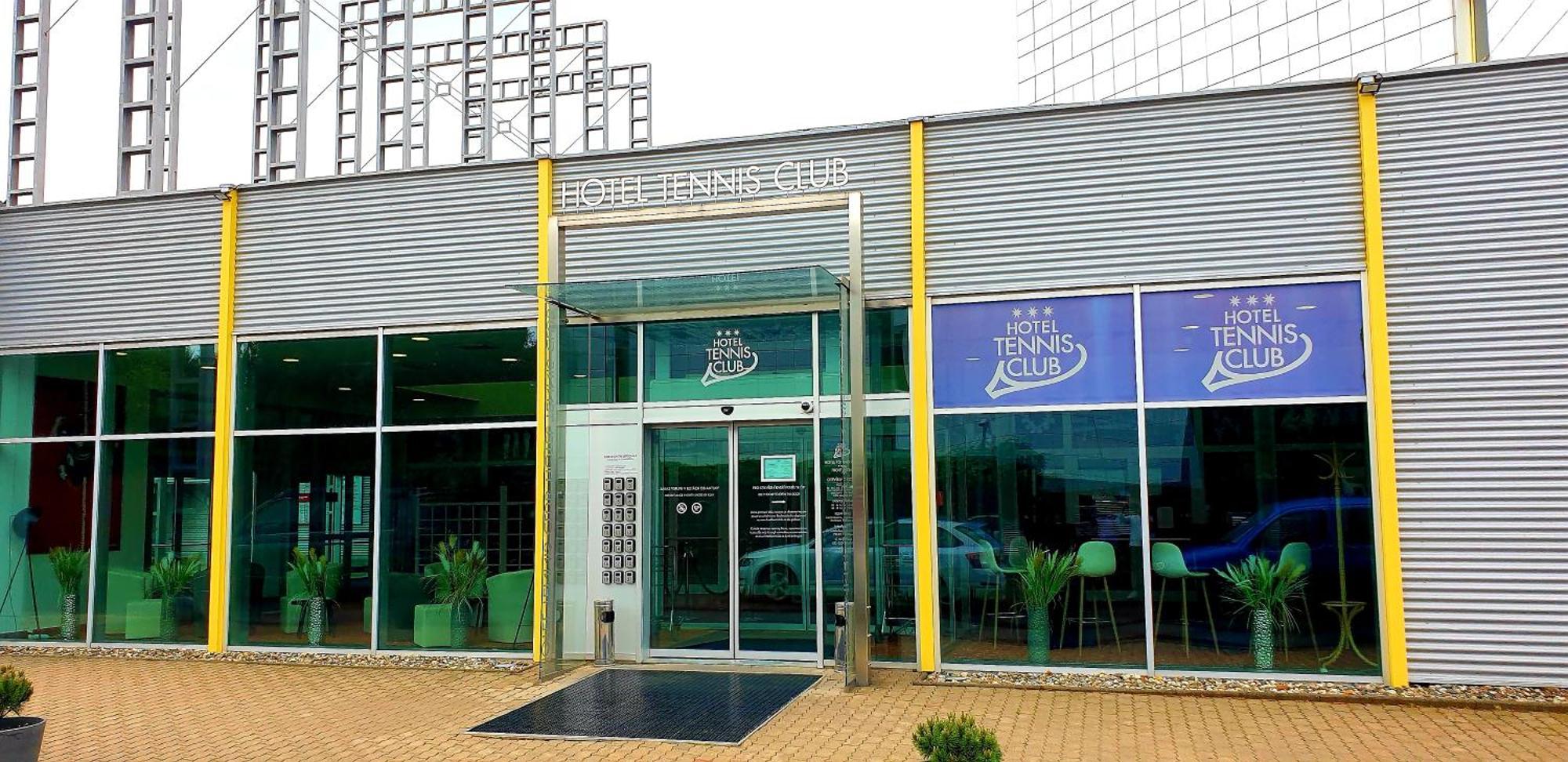 Hotel Tennis Club Prostejov Luaran gambar