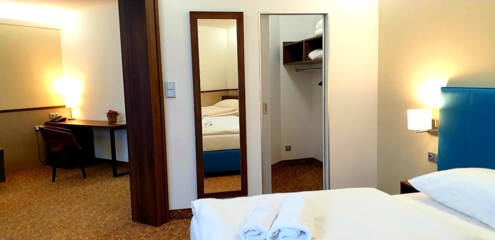 Hotel Tennis Club Prostejov Luaran gambar