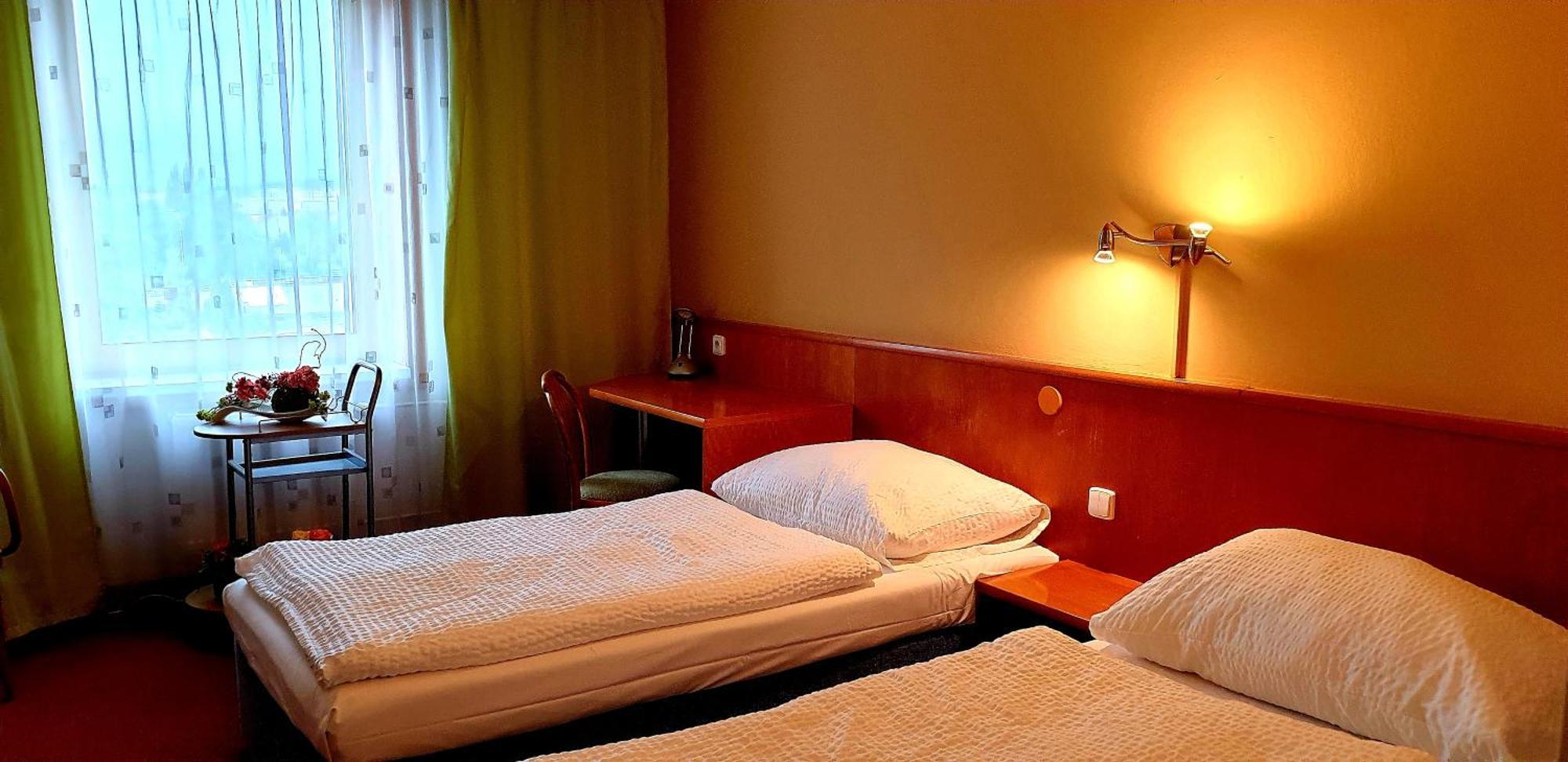 Hotel Tennis Club Prostejov Luaran gambar
